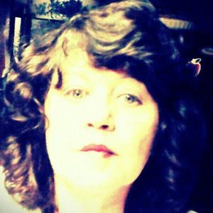 Meet your Posher, Debra